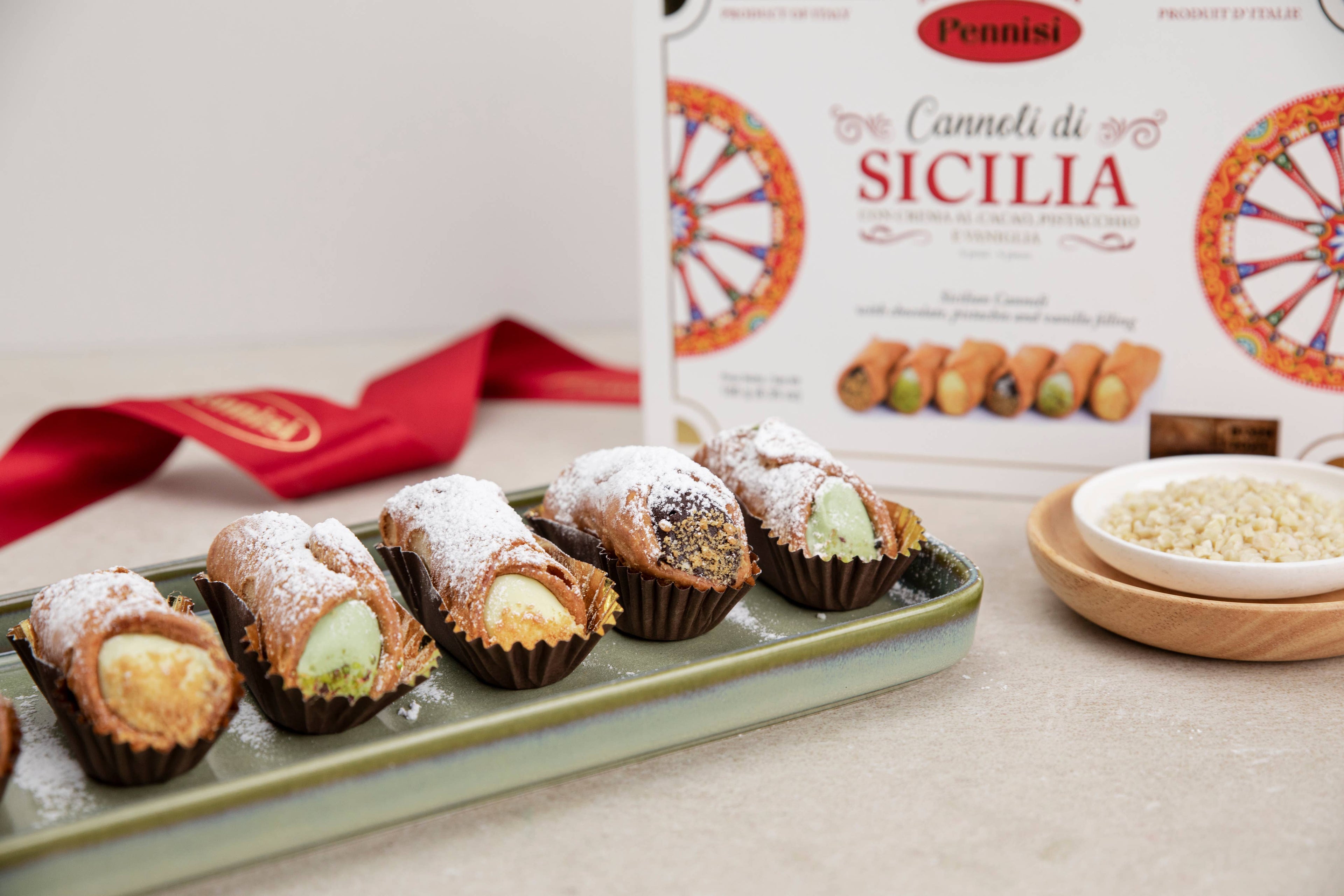Cannoli filled 6 pcs